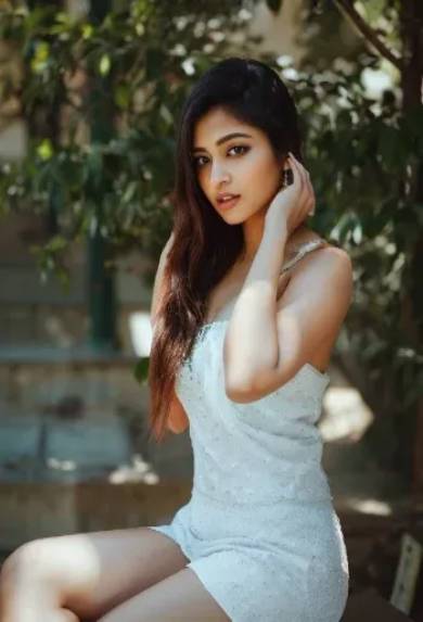 Zoya — profile photo, Allahabad